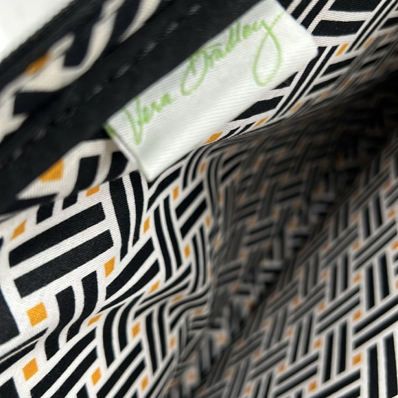 VERA BRADLEY black quilted laptop bag - Picture 4 of 7